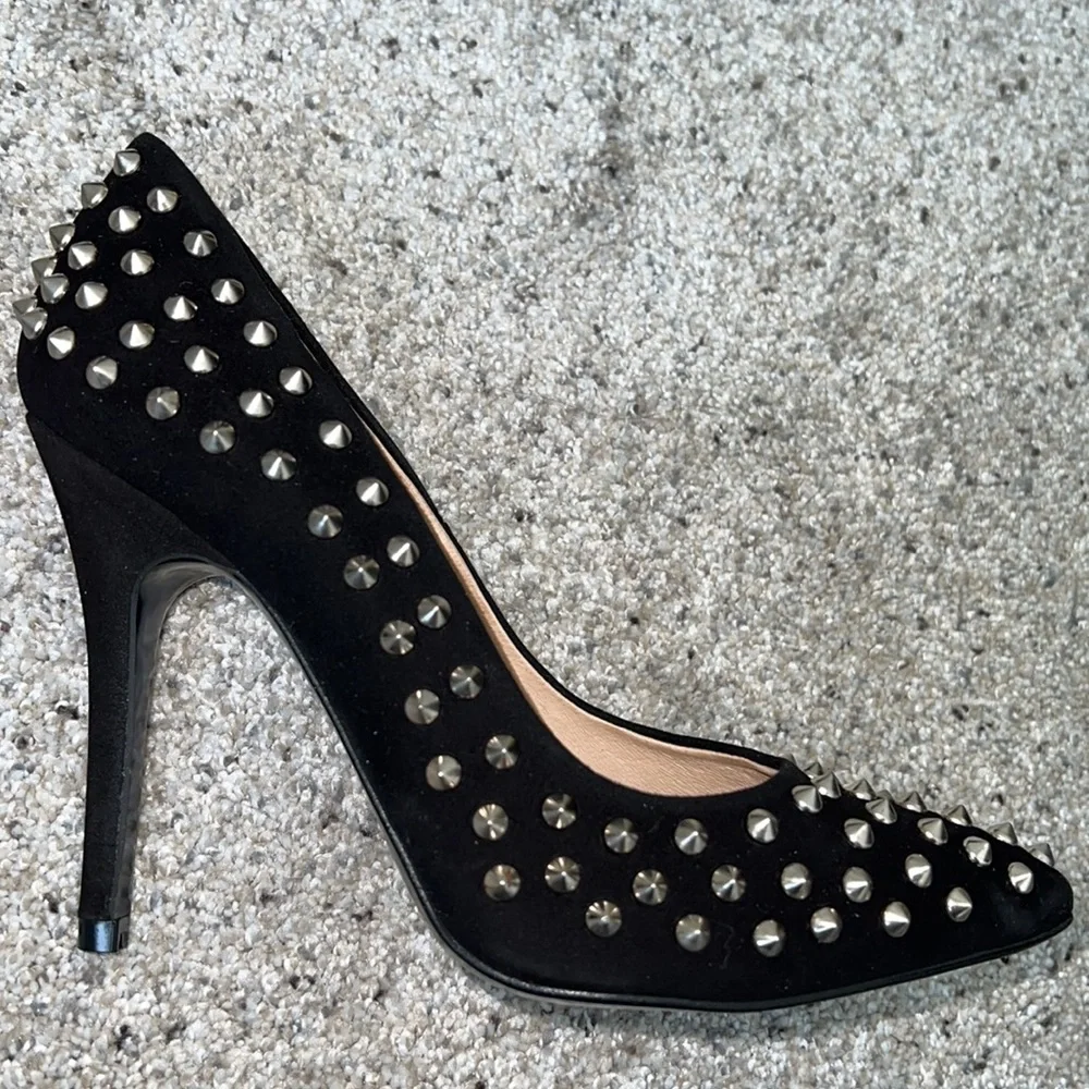 AUTH NIB Steven by Steve Madden Black Superstud Studded Stilleto Pumps US 7